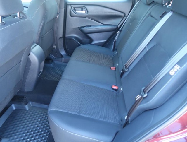 Nissan Qashqai  1.3 DIG-T Acenta