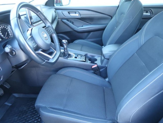 Nissan Qashqai  1.3 DIG-T Acenta
