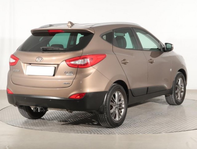 Hyundai ix35  2.0 CRDi 