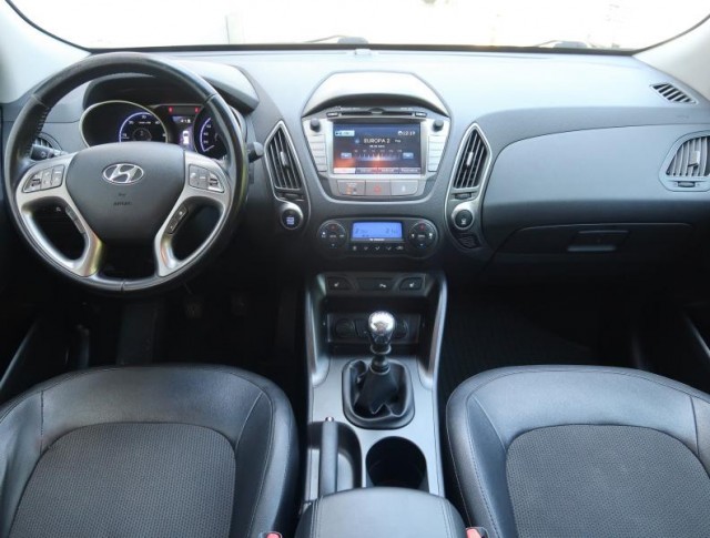 Hyundai ix35  2.0 CRDi 