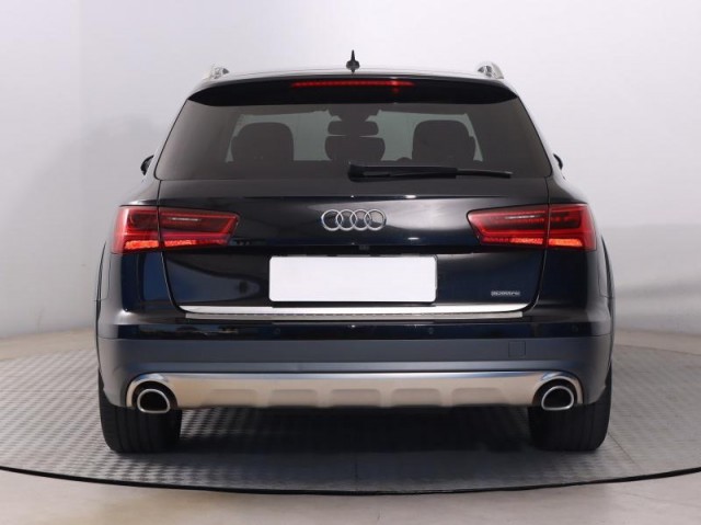 Audi A6 Allroad  3.0 TDI 