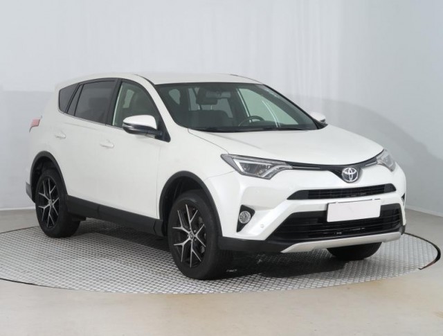 Toyota RAV 4  2.0 VVT-i 