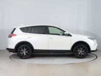 Toyota RAV 4  2.0 VVT-i 