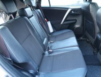 Toyota RAV 4  2.0 VVT-i 