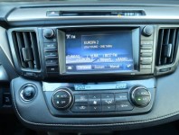 Toyota RAV 4  2.0 VVT-i 