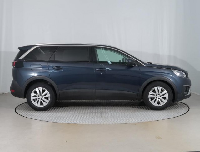 Peugeot 5008  1.5 BlueHDi Allure