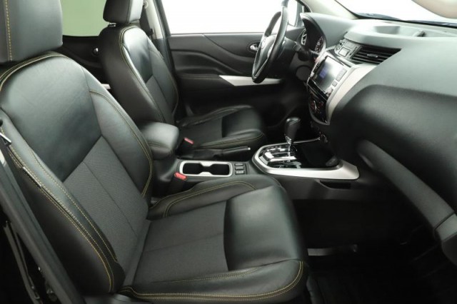 Nissan Navara  2.3 dCi 