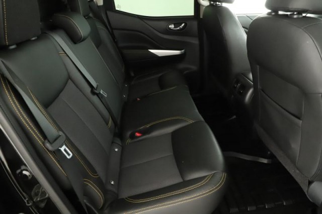 Nissan Navara  2.3 dCi 