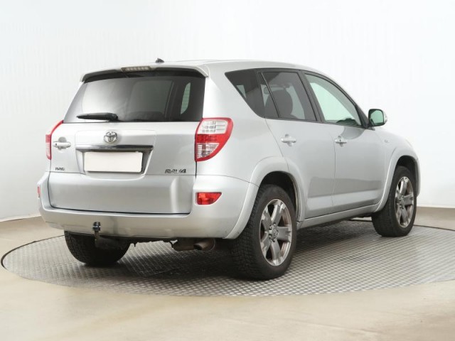 Toyota RAV 4  2.2 D-CAT 