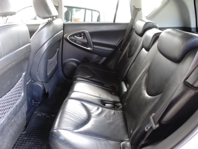 Toyota RAV 4  2.2 D-CAT 