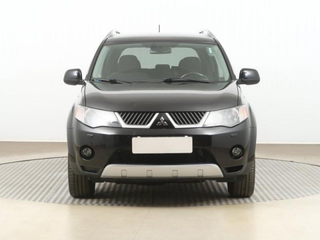 Mitsubishi Outlander  2.2 DI-D 