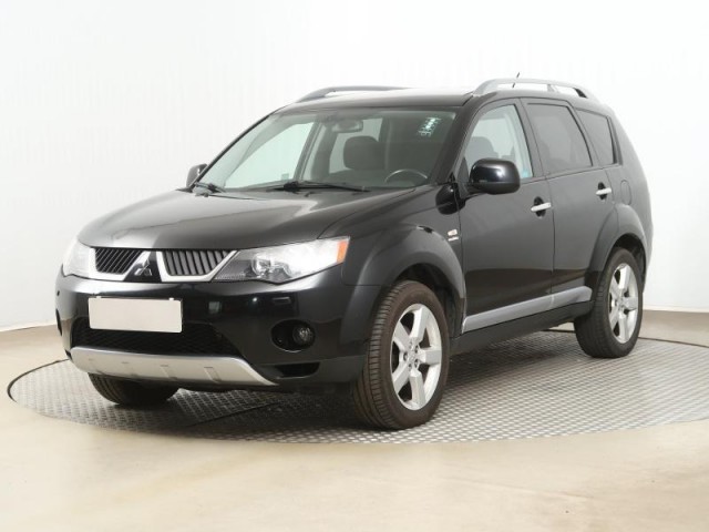 Mitsubishi Outlander  2.2 DI-D 