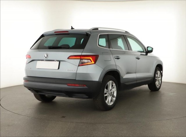 Škoda Karoq  1.5 TSI 