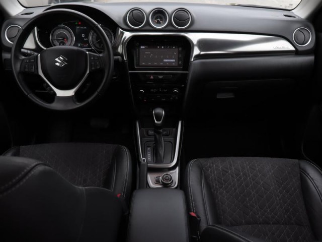 Suzuki Vitara  1.5 Hybrid 