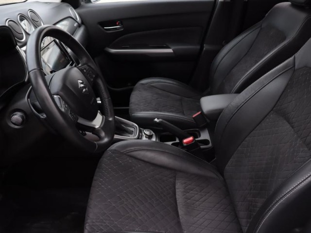 Suzuki Vitara  1.5 Hybrid 