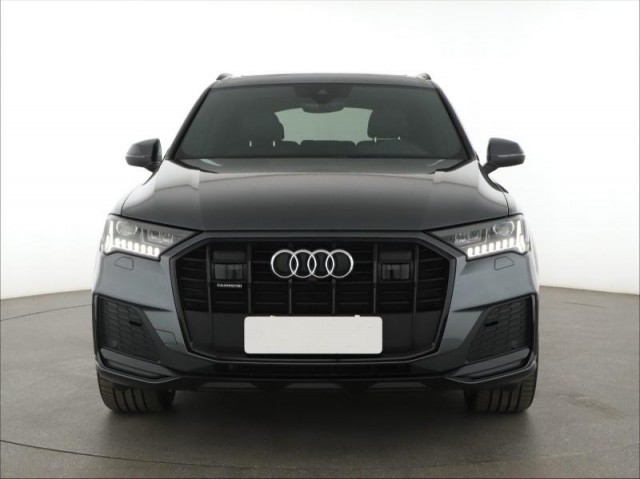 Audi Q7  50 TDI S-Line