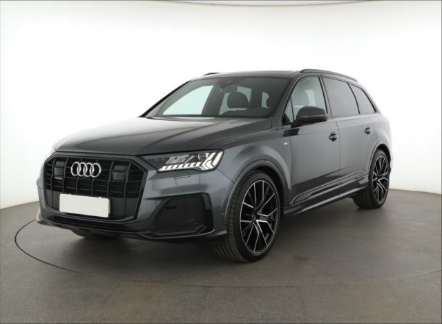 Audi Q7  50 TDI S-Line