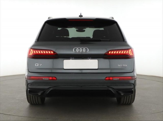 Audi Q7  50 TDI S-Line