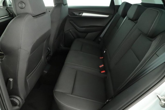 Škoda Karoq  1.5 TSI Drive