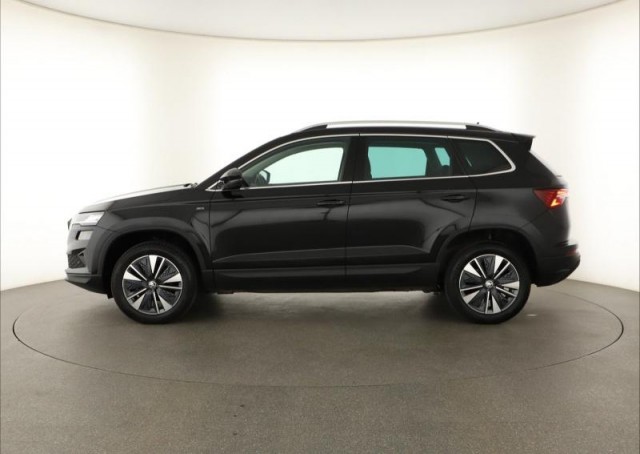 Škoda Karoq  1.0 TSI Drive