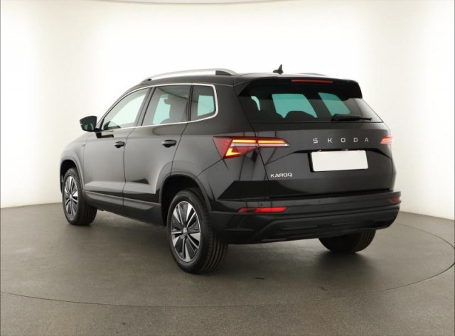 Škoda Karoq  1.0 TSI Drive