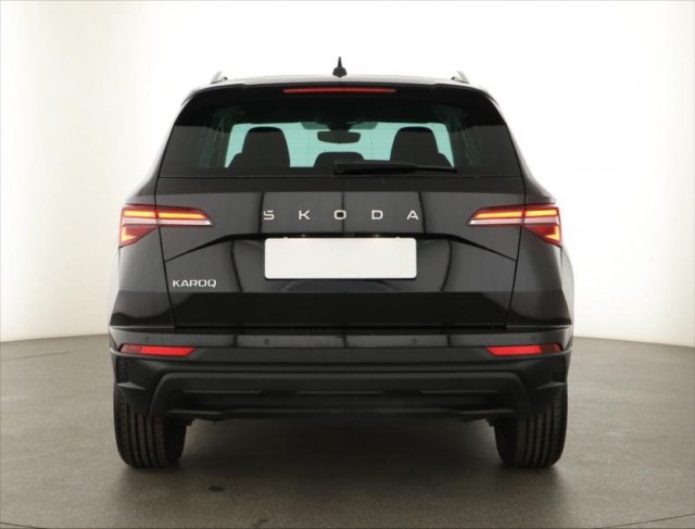 Škoda Karoq  1.0 TSI Drive