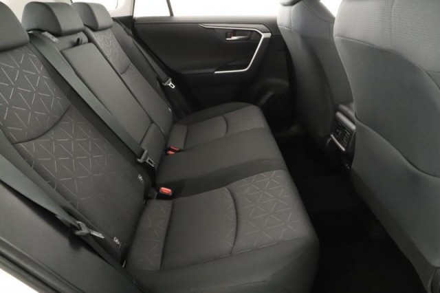 Toyota RAV 4  2.0 Valvematic 