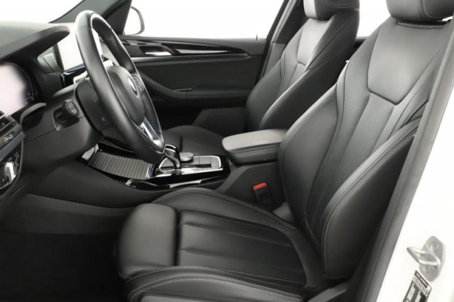 BMW X3  xDrive20i 