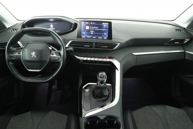 Peugeot 3008  1.5 BlueHDi 