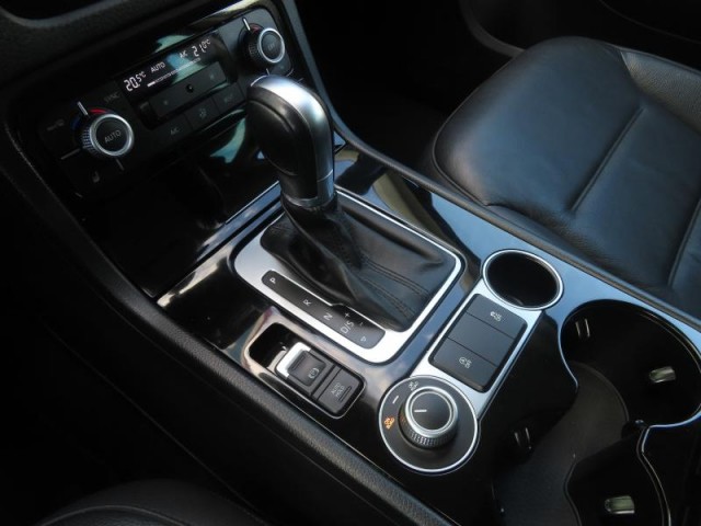 Volkswagen Touareg  3.0 TDI 