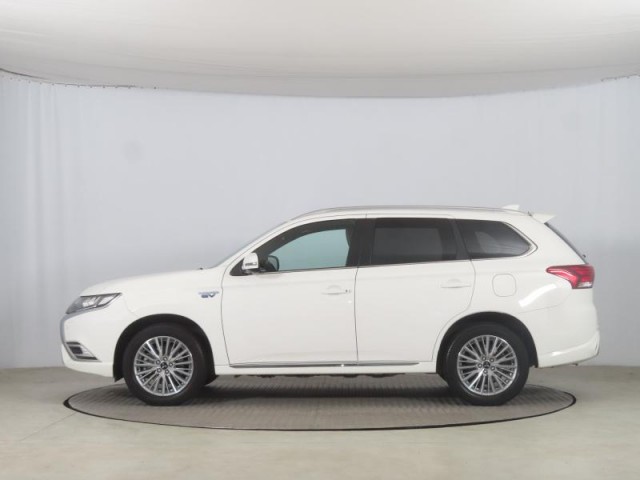 Mitsubishi Outlander  2.4 PHEV Instyle