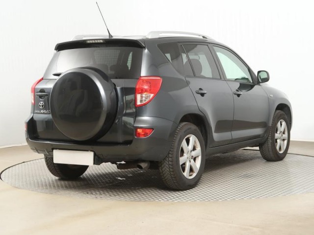 Toyota RAV 4  2.2 D-4D 