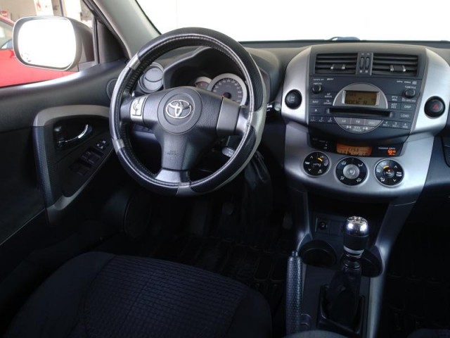 Toyota RAV 4  2.2 D-4D 