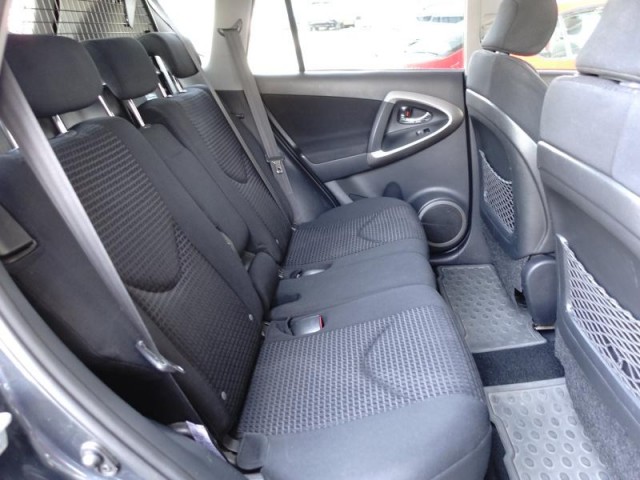 Toyota RAV 4  2.2 D-4D 