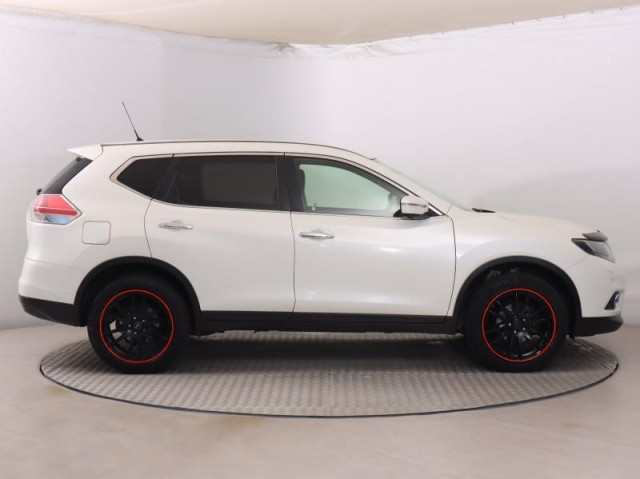 Nissan X-Trail  1.6 dCi 