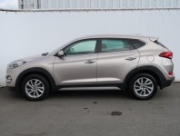 Hyundai Tucson  2.0 CRDi 