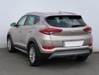 Hyundai Tucson  2.0 CRDi 