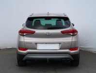Hyundai Tucson  2.0 CRDi 