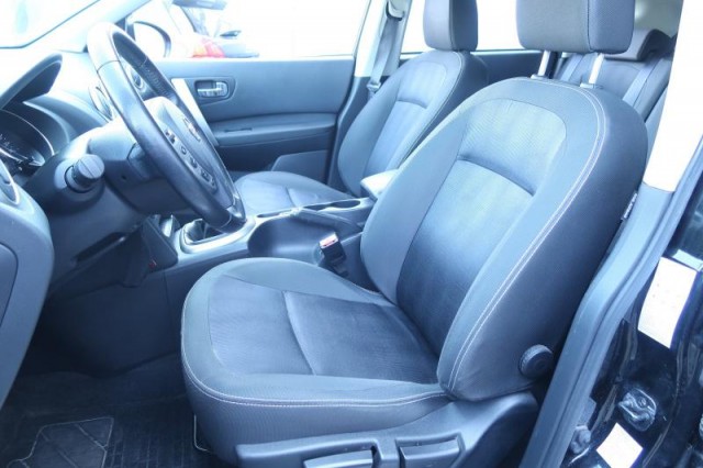 Nissan Qashqai  1.6 