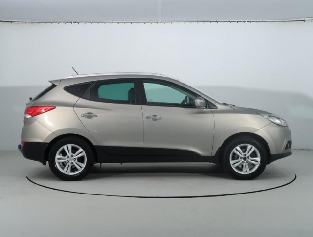 Hyundai ix35  2.0 CVVT 