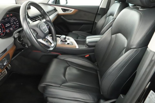 Audi Q7  3.0 TDI 