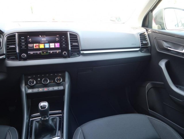 Škoda Karoq  1.5 TSI Style