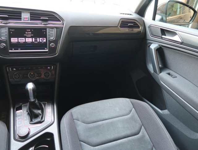 Volkswagen Tiguan  2.0 TDI 