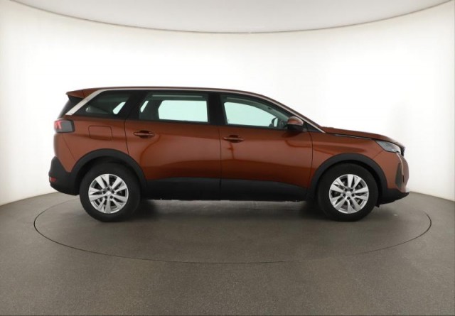Peugeot 5008  PureTech 130 