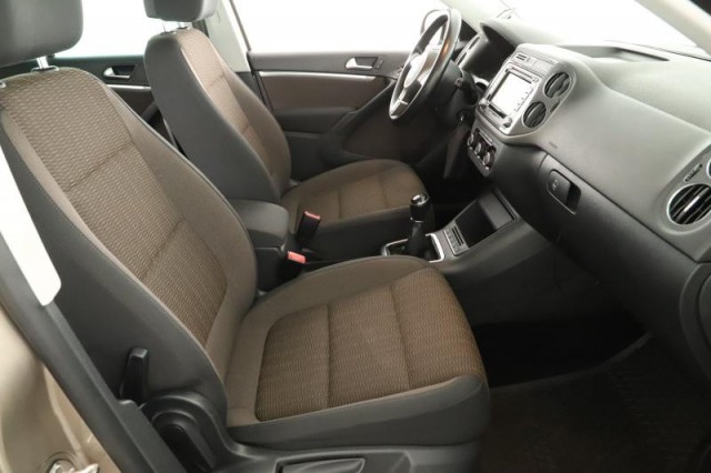Volkswagen Tiguan  2.0 TDI Sport
