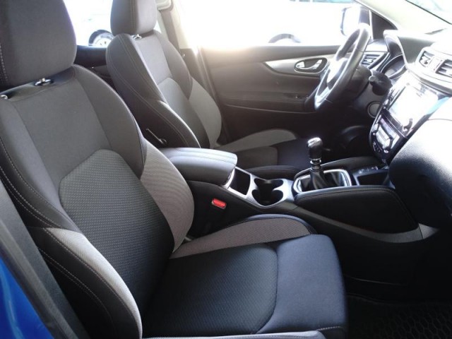 Nissan Qashqai  1.5 dCi 