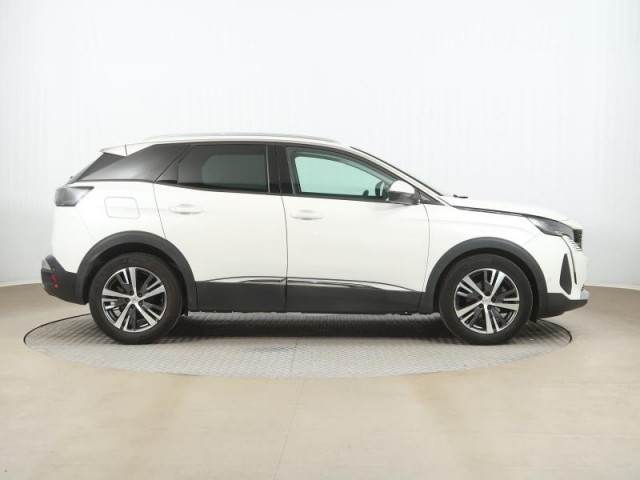 Peugeot 3008  1.5 BlueHDi Allure