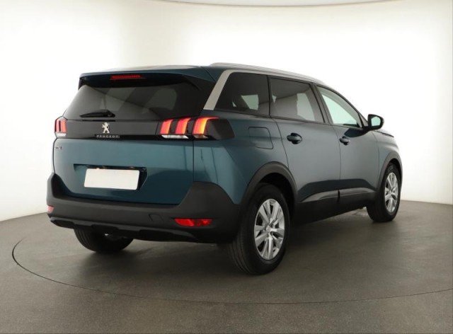 Peugeot 5008  PureTech 130 