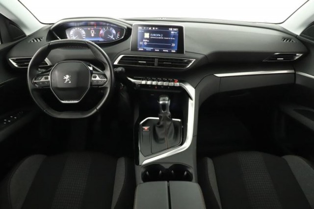 Peugeot 5008  PureTech 130 