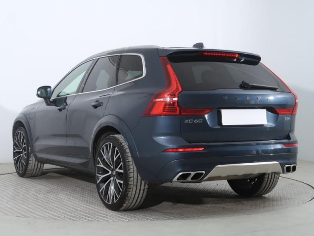 Volvo XC60  T8 Twin Engine Momentum